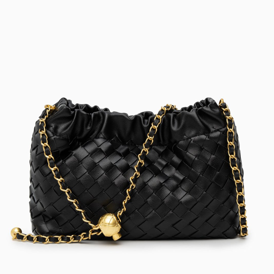 Bolso pouch con cadena dorada — modelo Iglesias (imagen 2)