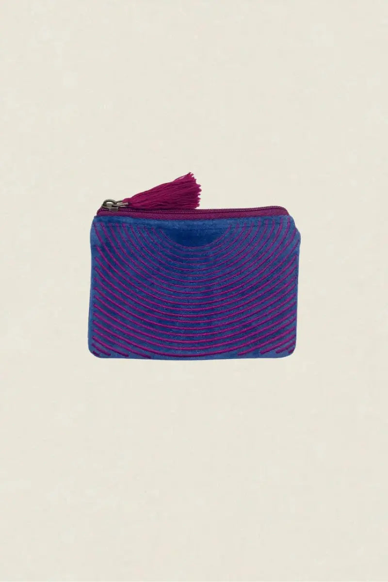 Monedero de Terciopelo Space Azul – Estilo y Elegancia