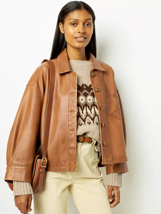 Chaqueta de Cuero con Botones — modelo Cristina