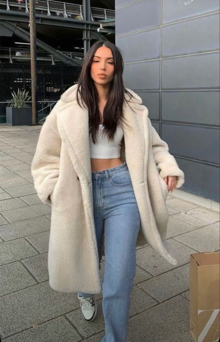 Gabardina Elegante — modelo Sara (imagen 9)