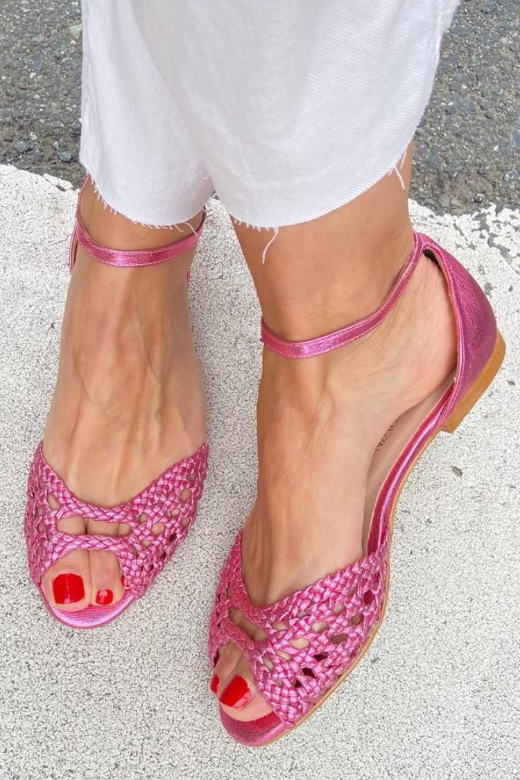 Sandalias doradas trenzadas — modelo Isadora (imagen 9)
