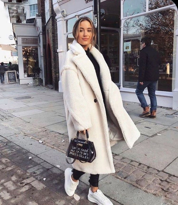 Gabardina Elegante — modelo Sara (imagen 15)