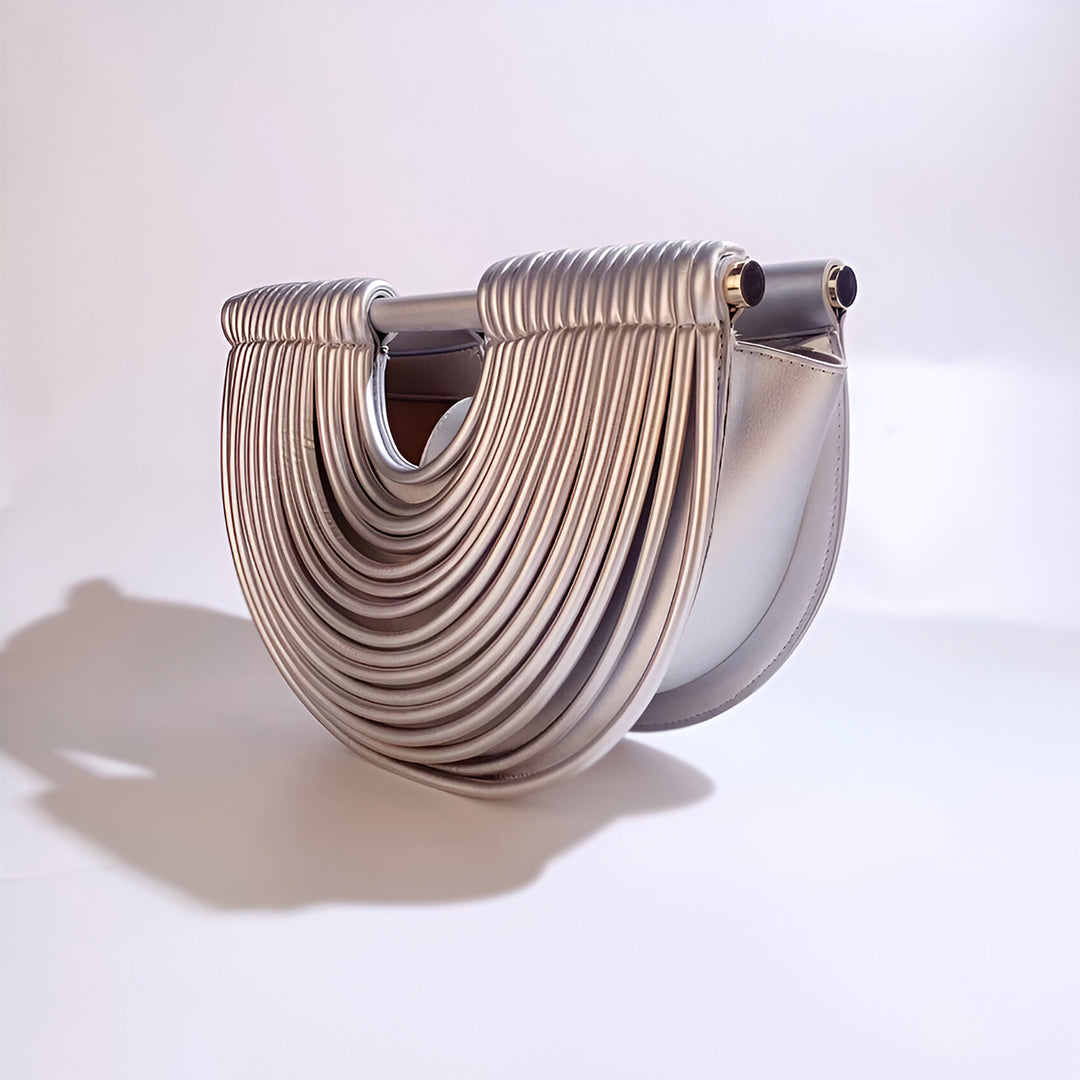 Estela – Bolso metálico escultural (imagen 7)