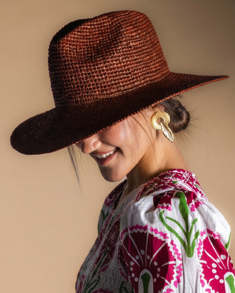 Sombrero de rafia Basile – Estilo veraniego y ligero (imagen 3)