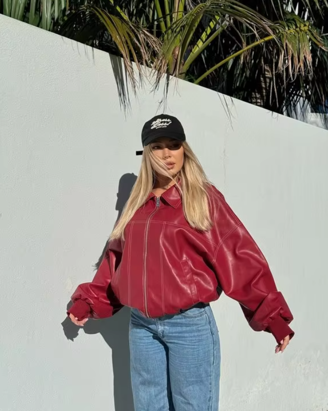 Chaqueta de Cuero Oversize — modelo Jacqueline (imagen 12)