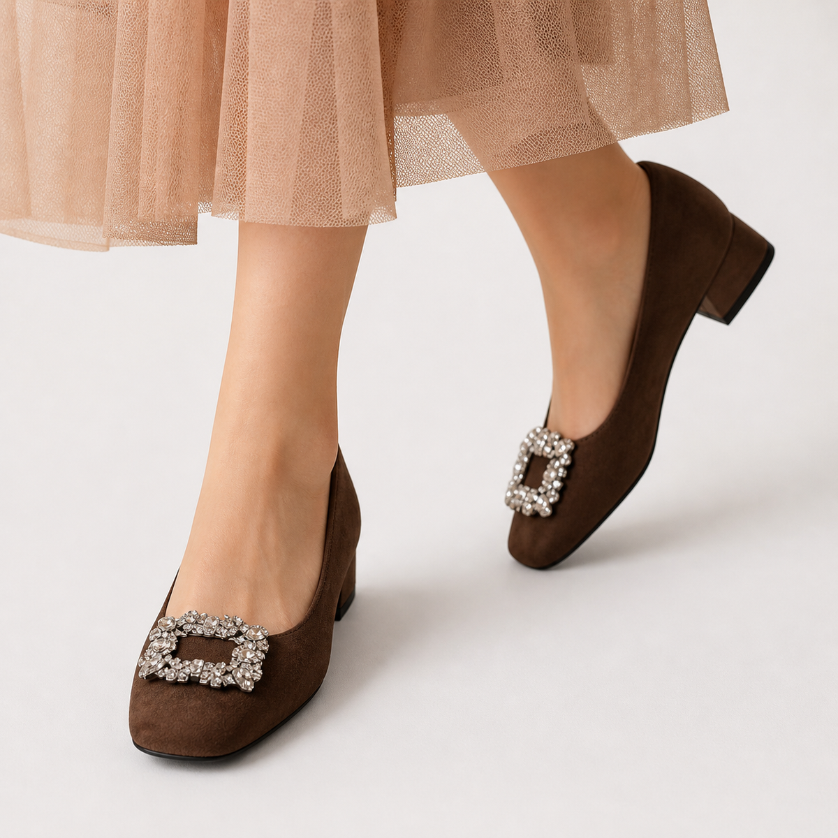 Tacones cómodos con plantilla acolchada — modelo Julianyssa (imagen 5)