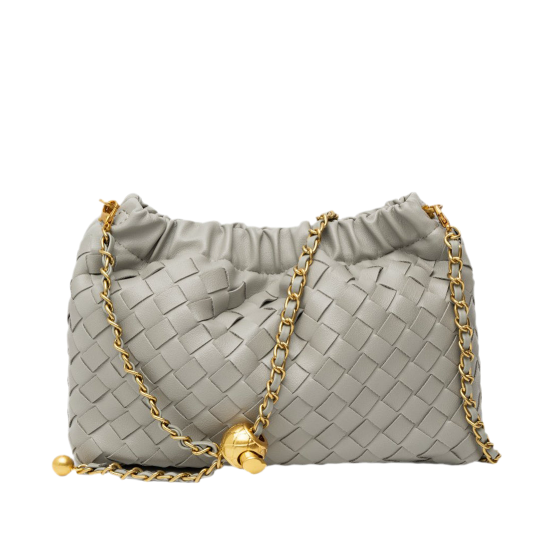 Bolso pouch con cadena dorada — modelo Iglesias (imagen 23)