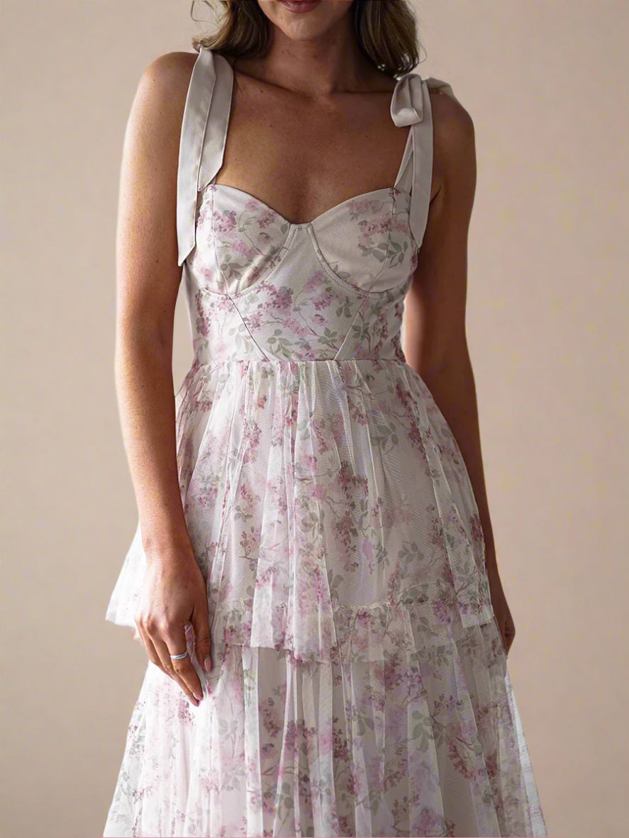 Romanticismo floral con un toque de ensueño — modelo Vestido Sara™ (imagen 2)