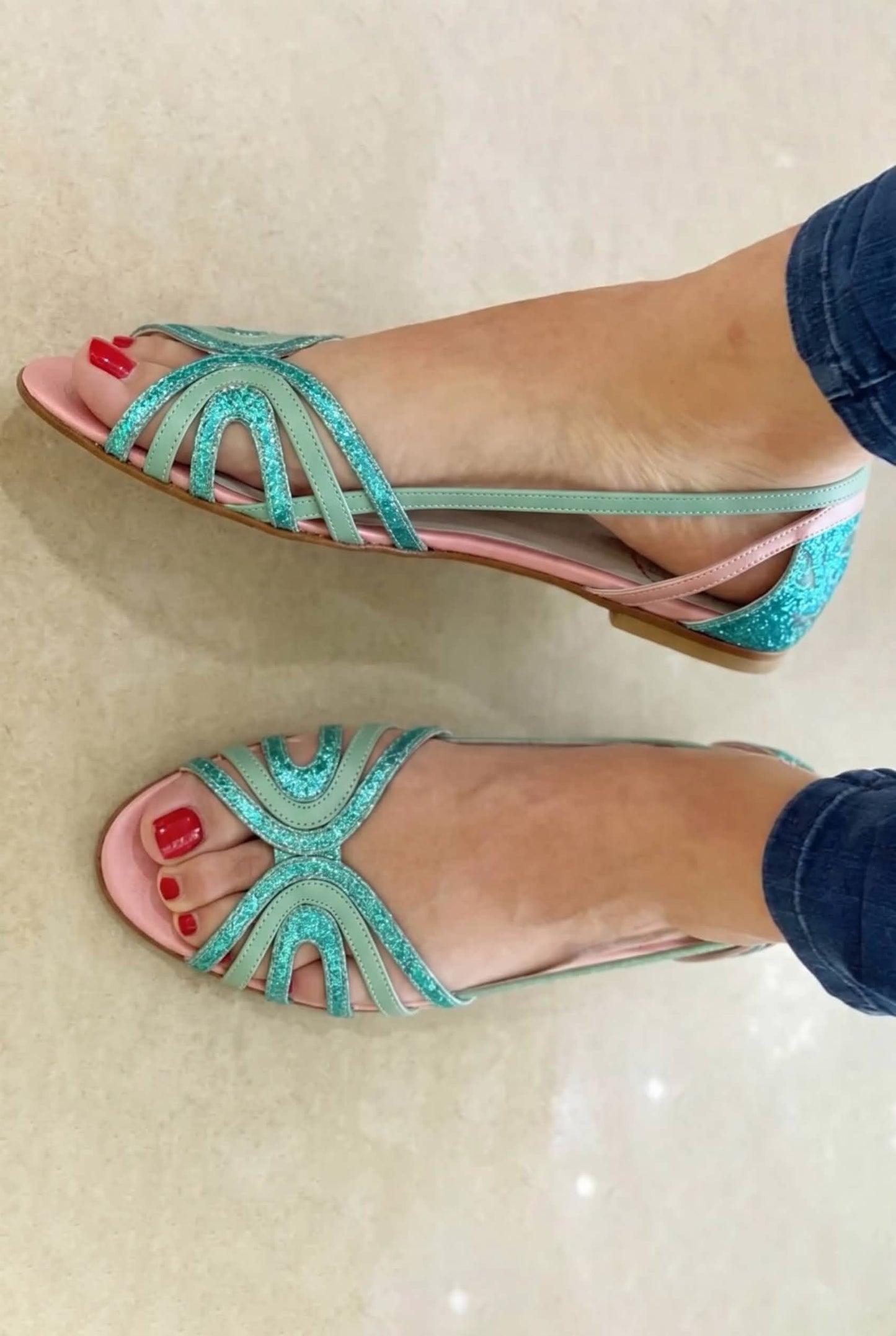 Sandalias doradas ligeras de verano — modelo Eleonora (imagen 5)