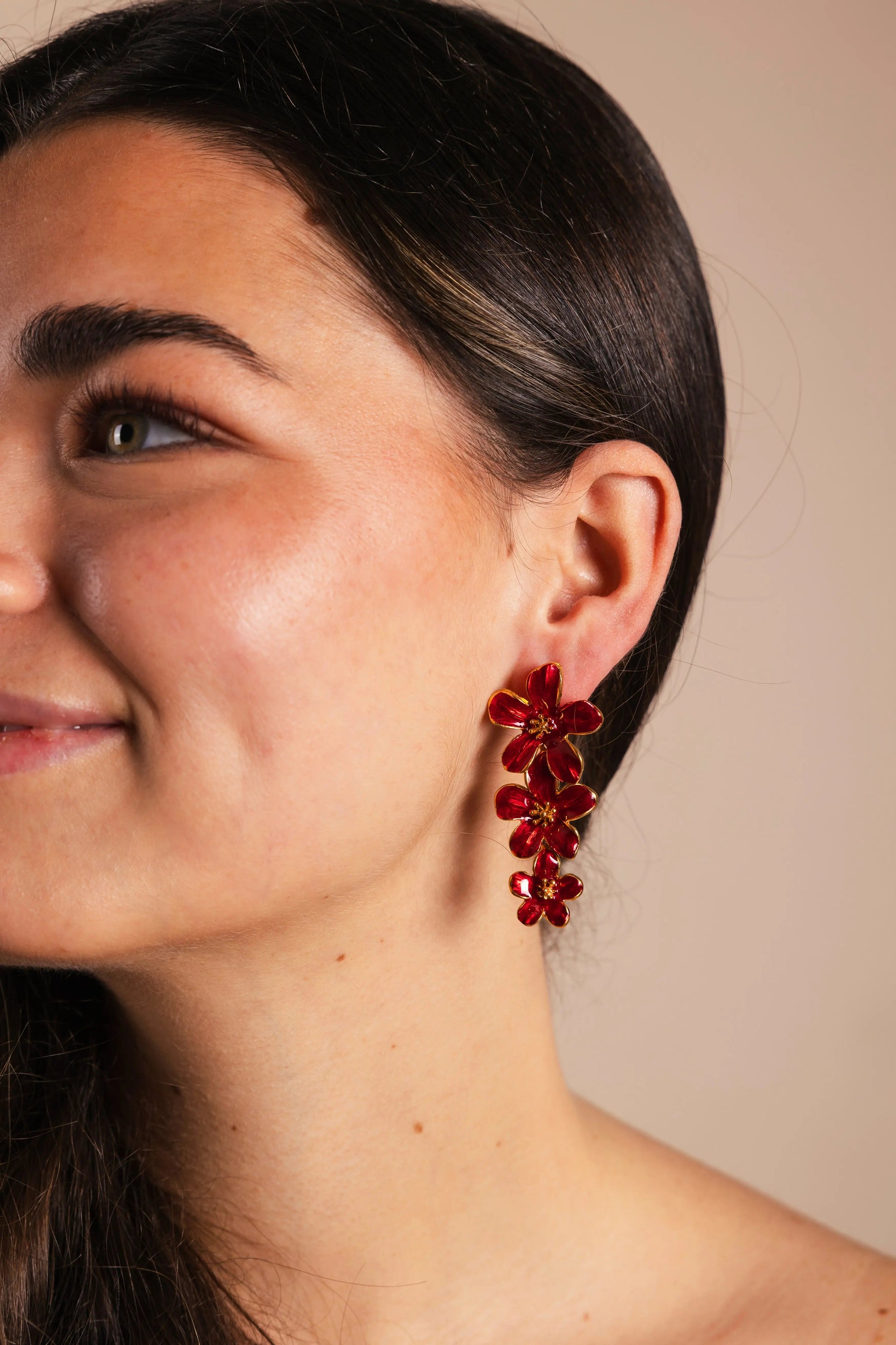 Pendientes Carmeron Triple Flor PEN07 (imagen 3)