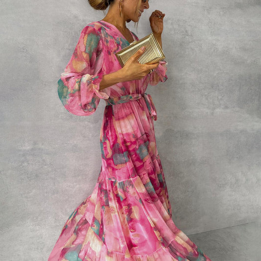 Toque floral con clase atemporal — modelo Vestido Elena™