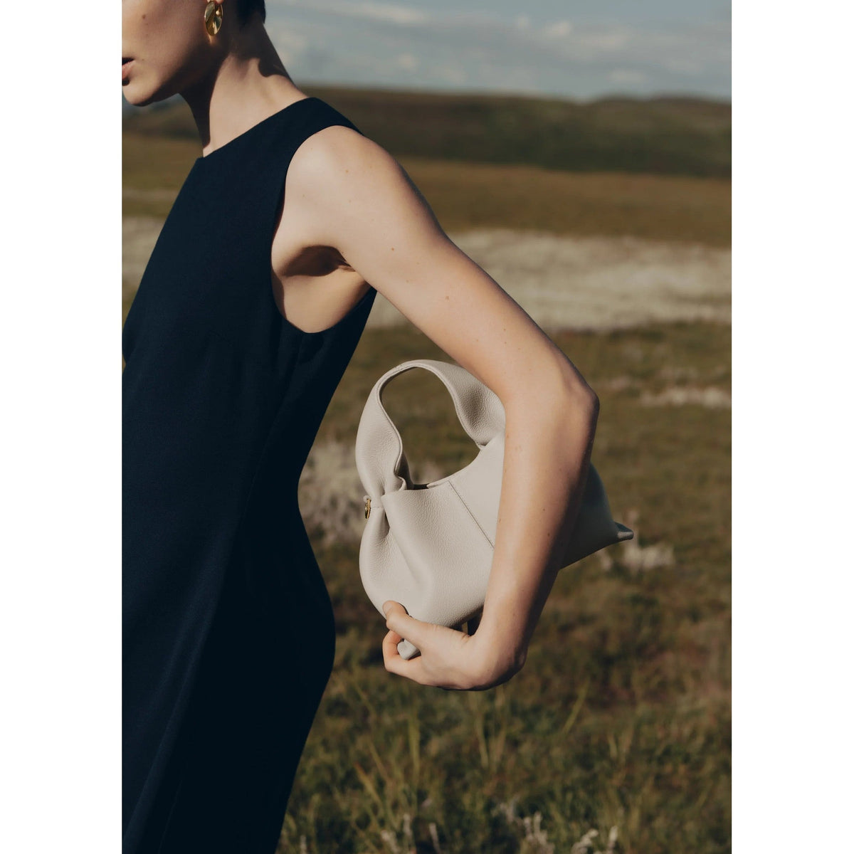 Vega – Bolso de mano minimalista (imagen 8)