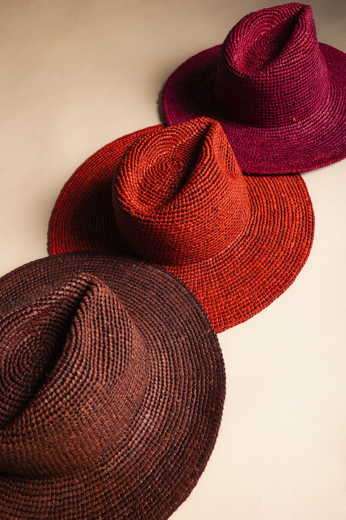 Sombrero de rafia Basile – Estilo veraniego y ligero