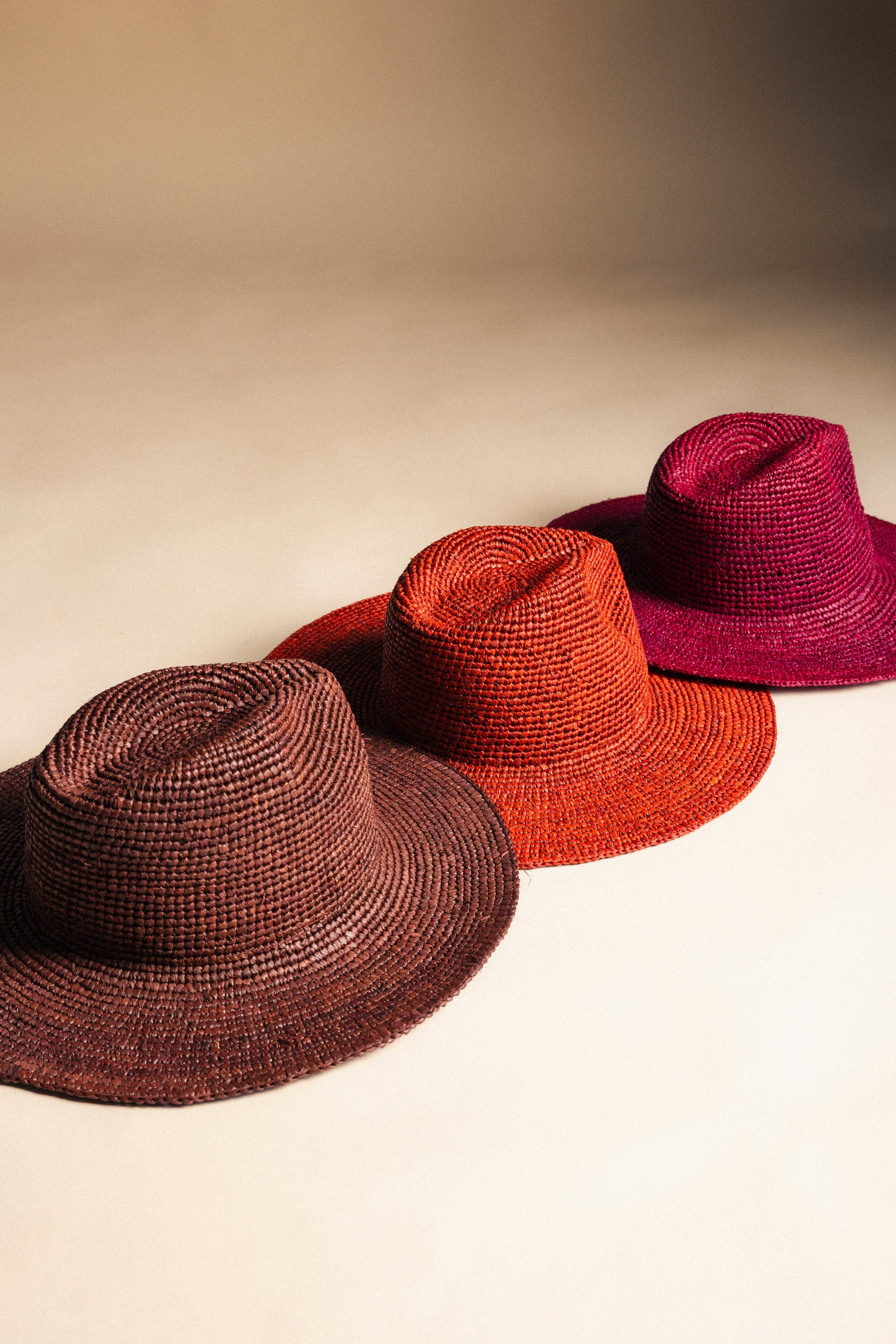 Sombrero de rafia Basile – Estilo veraniego y ligero (imagen 8)