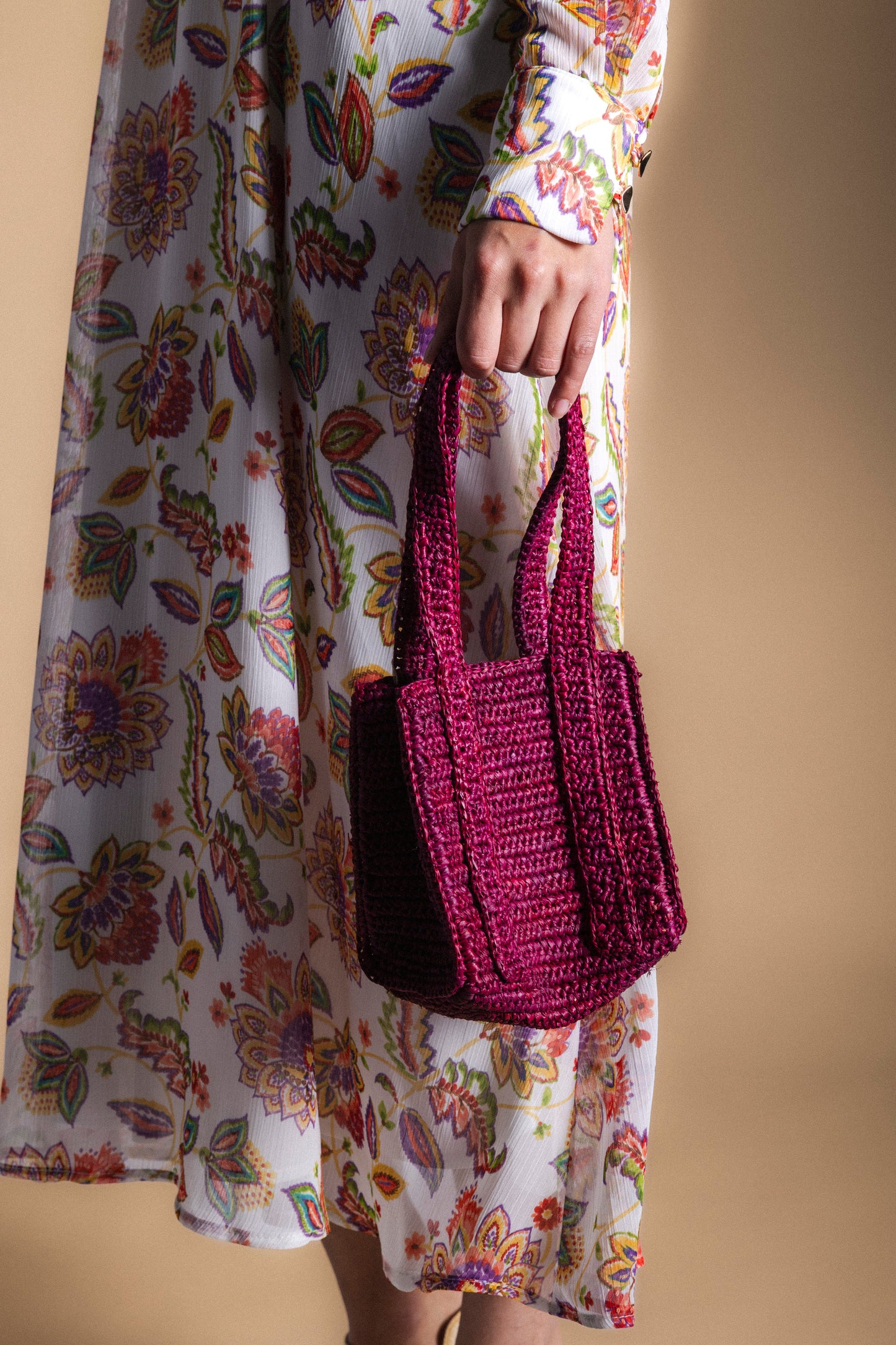 Bolso de Mano Salaga - Elegante y Práctico (imagen 4)