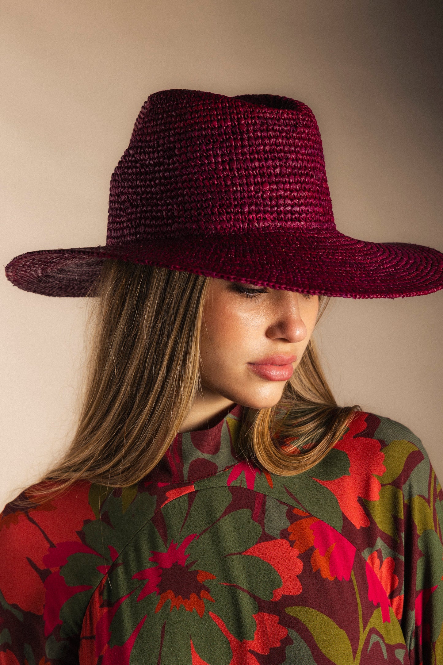 Sombrero de rafia Basile – Estilo veraniego y ligero (imagen 2)