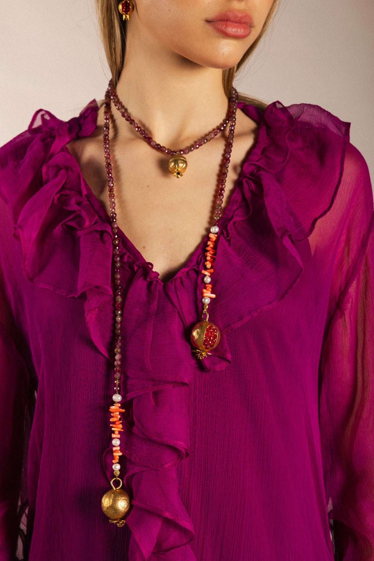 Collar Mónica Granadas y Corales Co57 (imagen 2)
