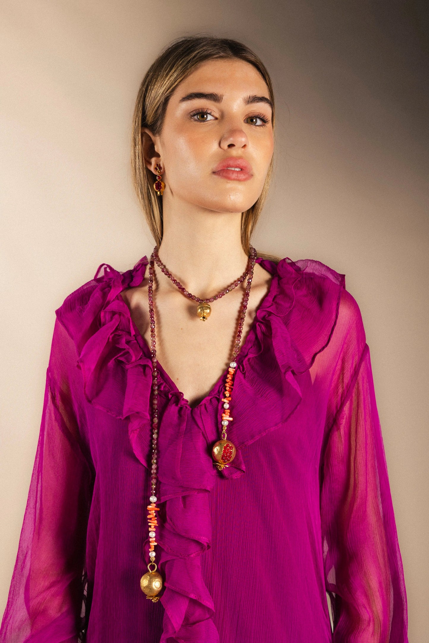 Collar Mónica Granadas y Corales Co57 (imagen 3)
