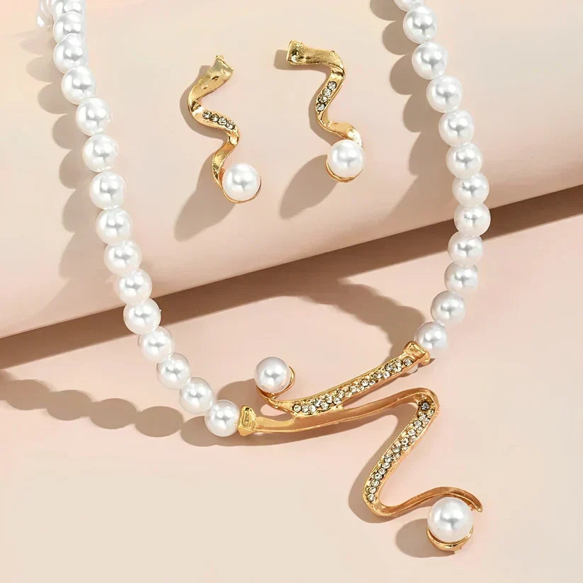 Juego de collar y pendientes de perlas naturales (imagen 4)