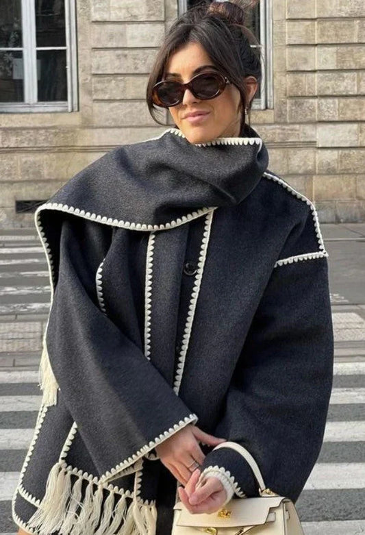 Abrigo De Lana Con Flecos — modelo Paola