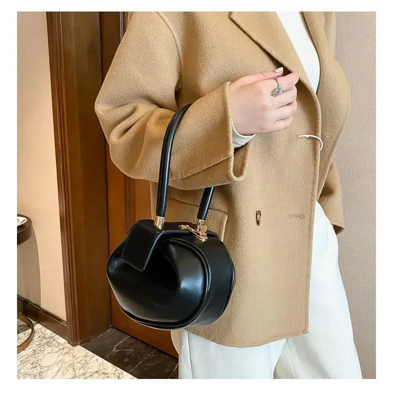 Bolso pouch fruncido — modelo Valeria (imagen 8)