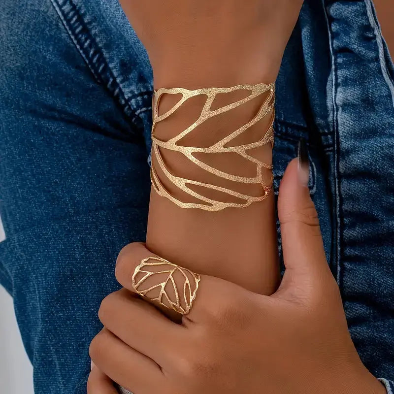 Pulsera vintage con diseño de hojas (imagen 2)