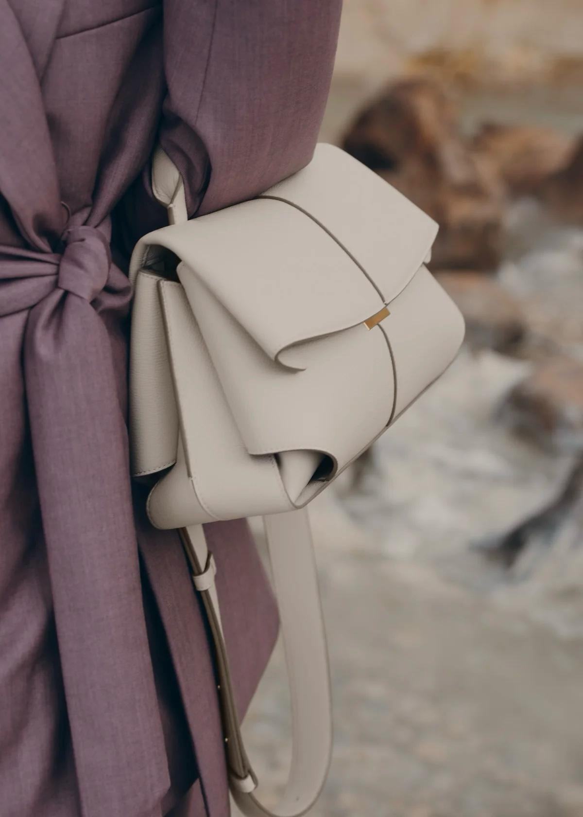 Bolso estructurado moderno — modelo Arias (imagen 7)