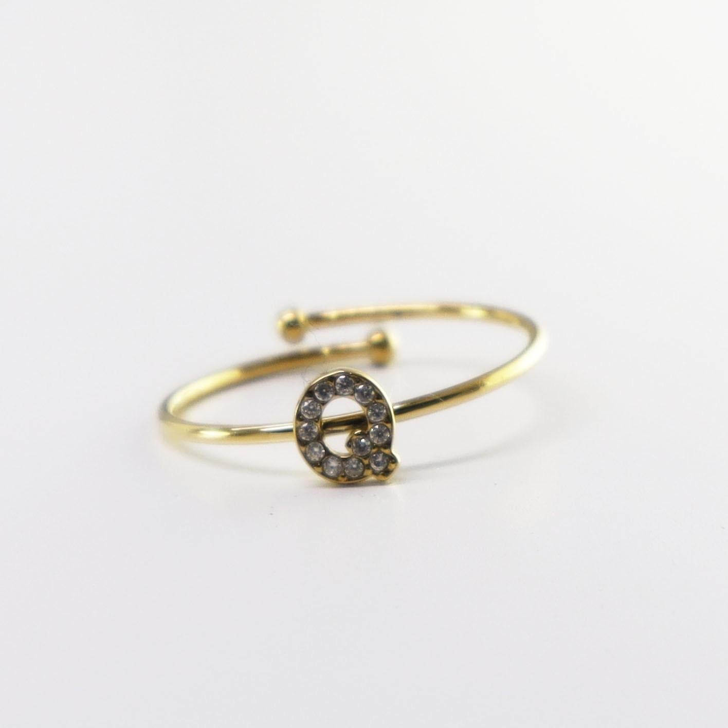 Lux — modelo Anillo personalizado con letra (imagen 17)