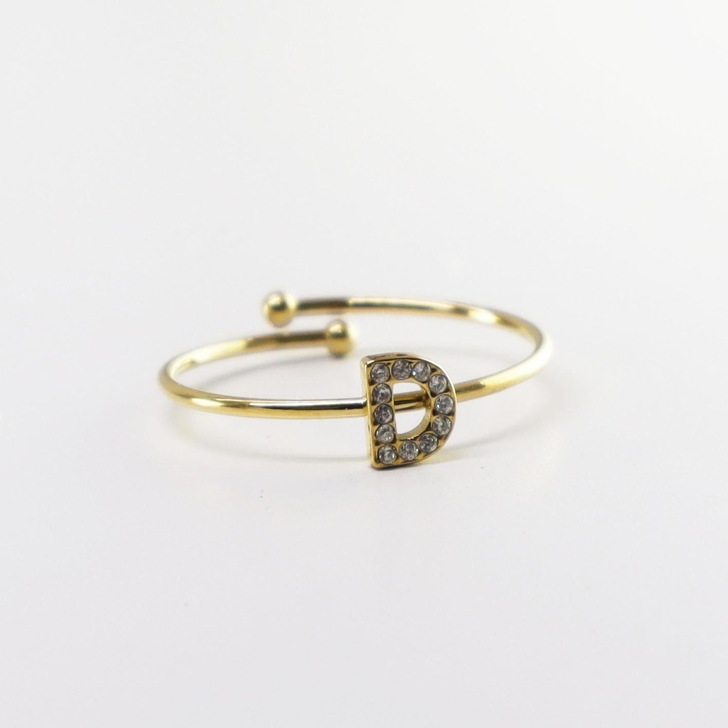 Lux — modelo Anillo personalizado con letra (imagen 4)