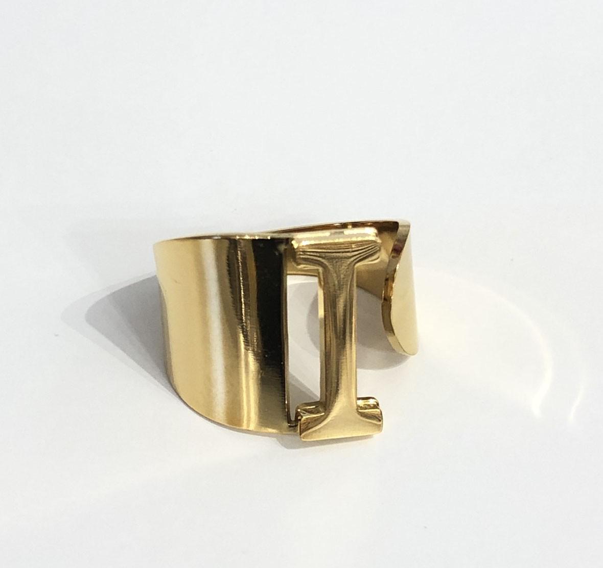 Scar — modelo Anillo personalizado con inicial (imagen 9)