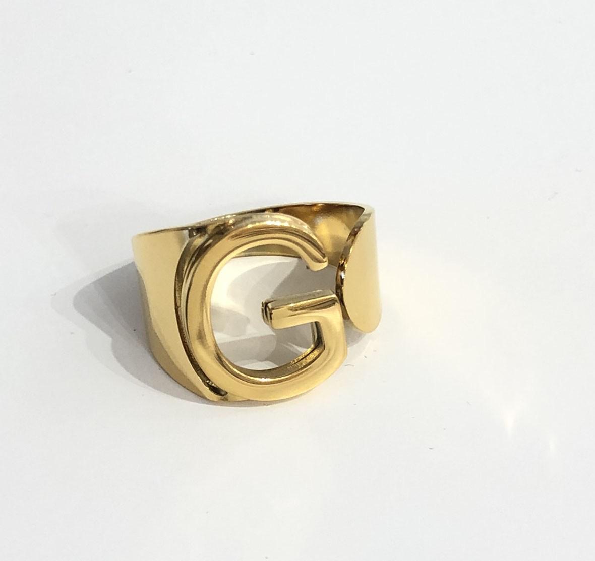 Scar — modelo Anillo personalizado con inicial (imagen 7)