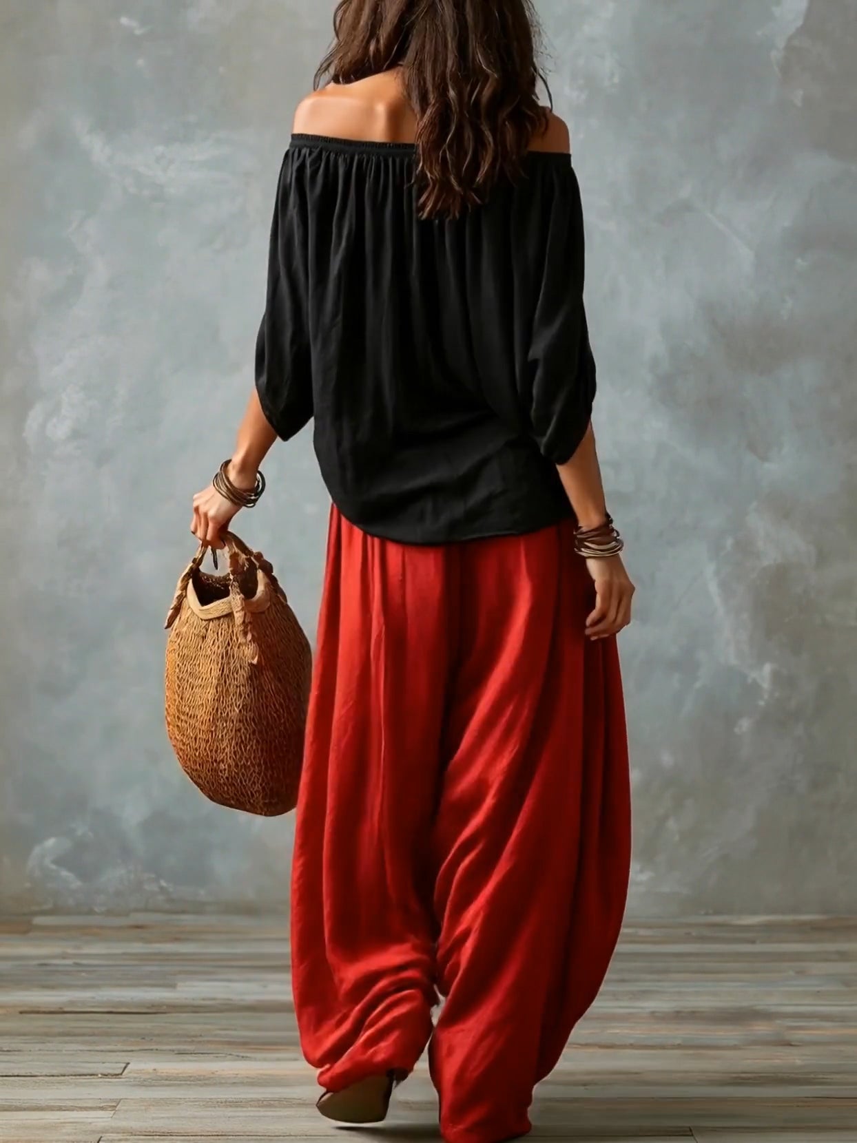 Luna · Conjunto de hombros descubiertos y pantalón fluido (imagen 10)