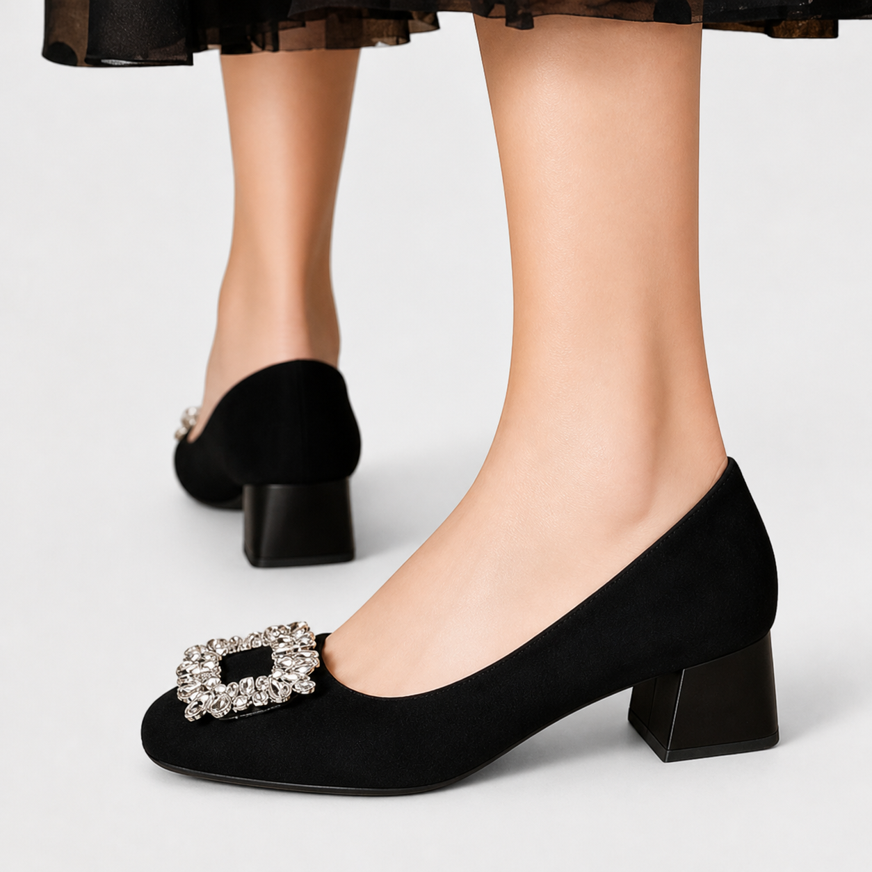 Tacones cómodos con plantilla acolchada — modelo Julianyssa (imagen 4)