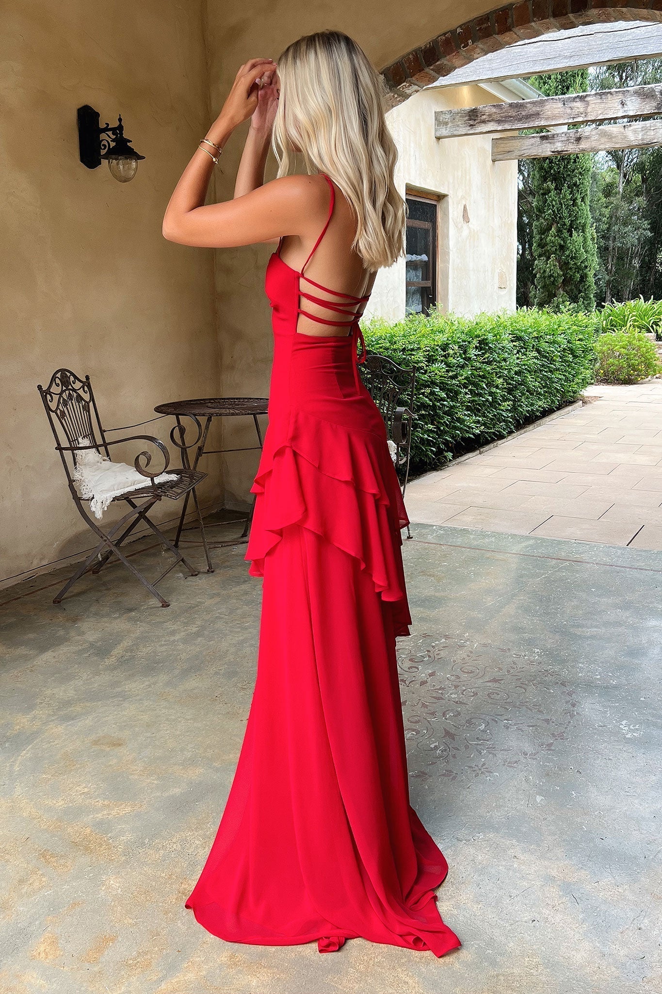 Elegancia impactante para ocasiones especiales — modelo Vestido Desiré™ (imagen 3)
