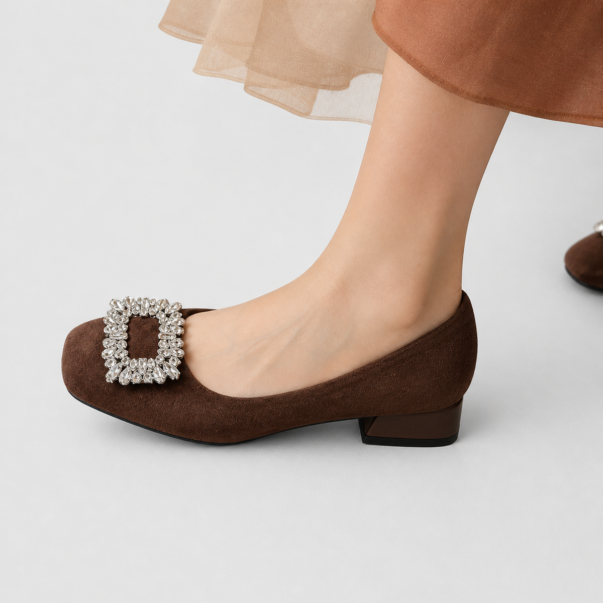 Tacones cómodos con plantilla acolchada — modelo Julianyssa (imagen 6)