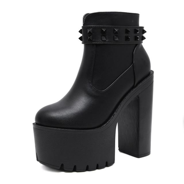 Bota de plataforma con tacón alto — modelo Aleta