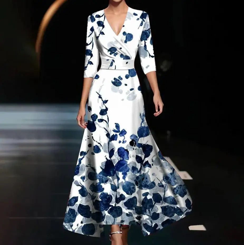 Detalle floral que potencia tu belleza — modelo Vestido Paula™ (imagen 4)