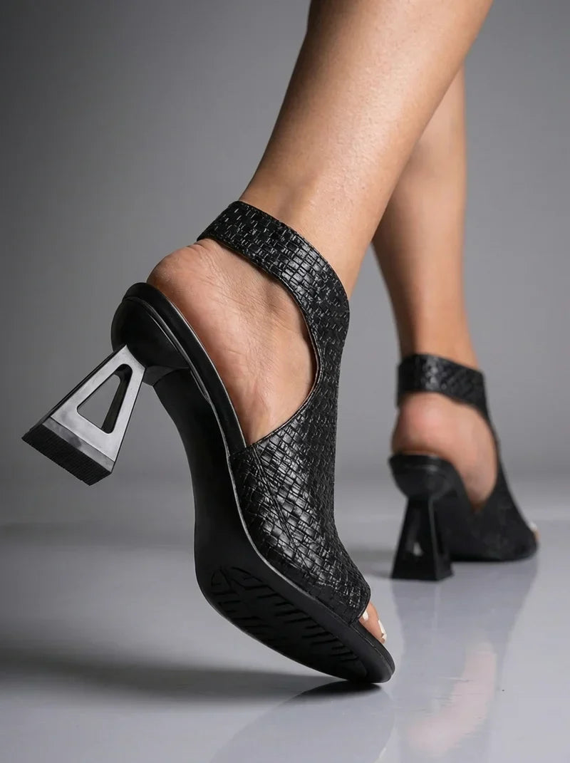 Sandalia trenzada de tacón — modelo Victoria (imagen 6)